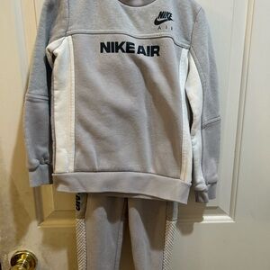 Nike Air Gray and White Sweatshirt Set